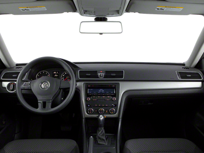 2013 Volkswagen Passat 2.5 SE