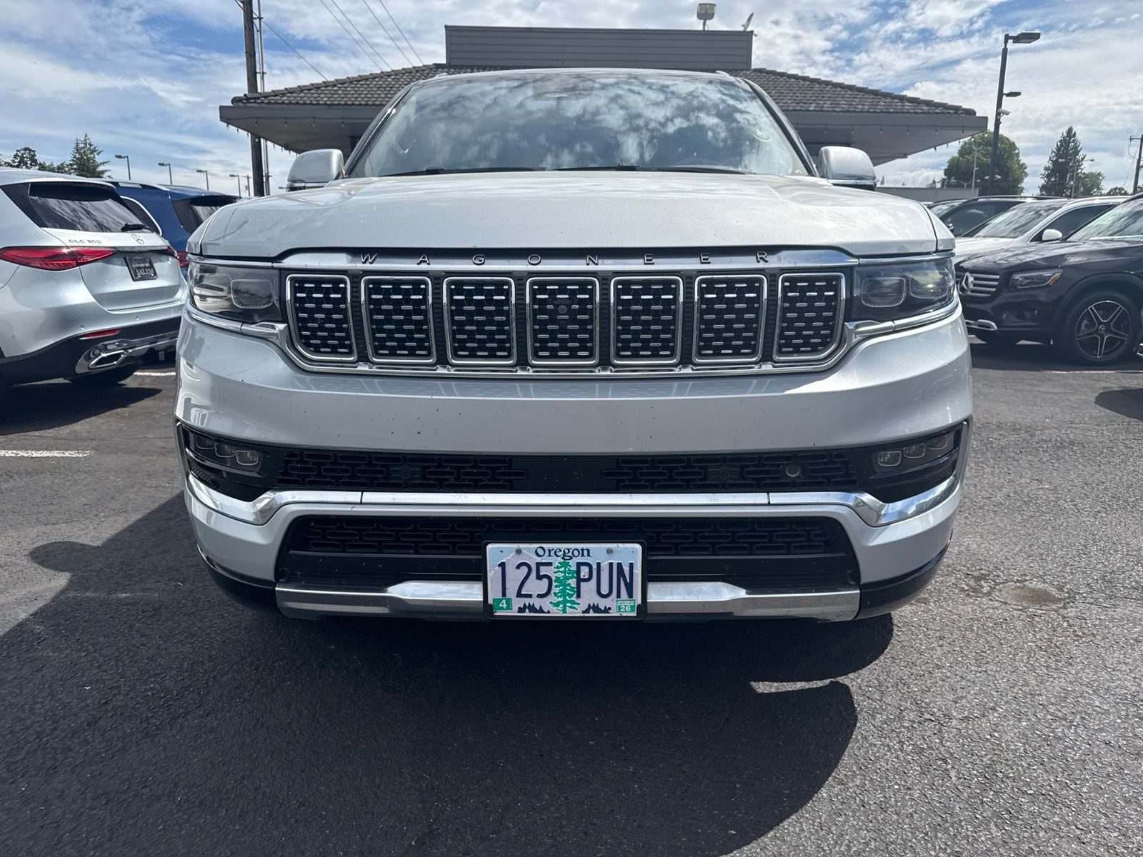 2022 Jeep Grand Wagoneer Series III