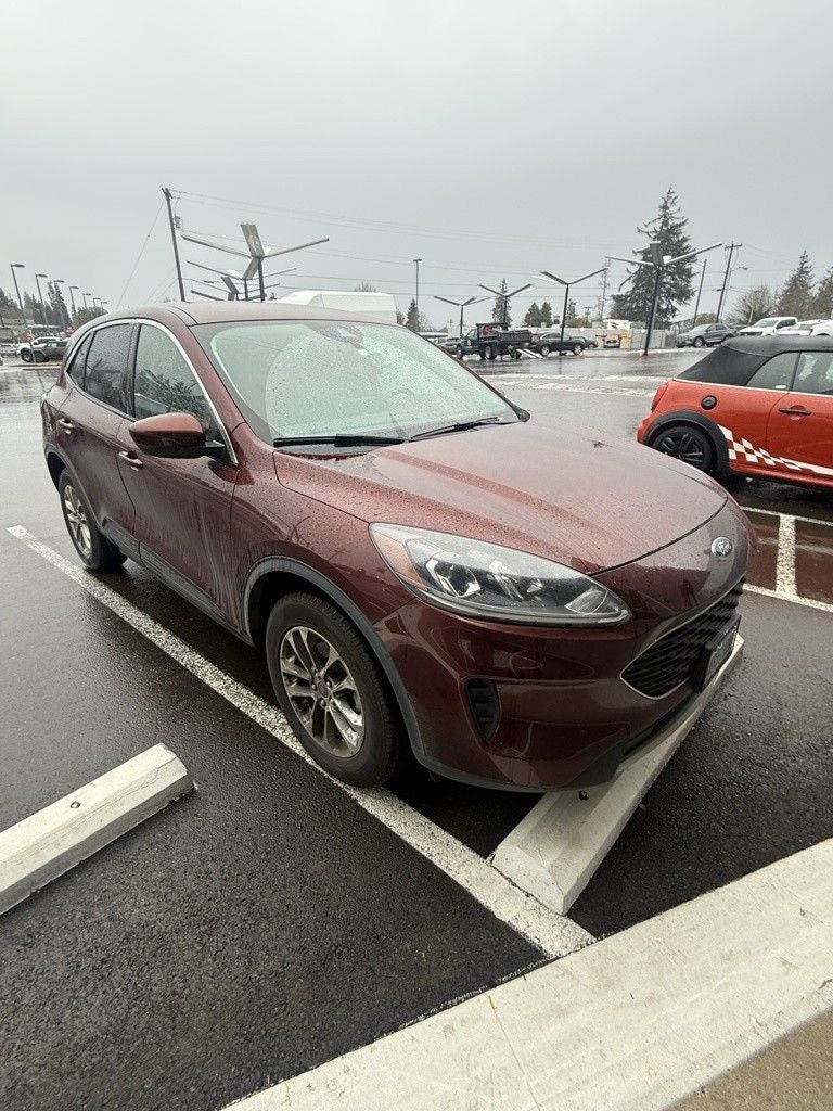 2021 Ford Escape SE