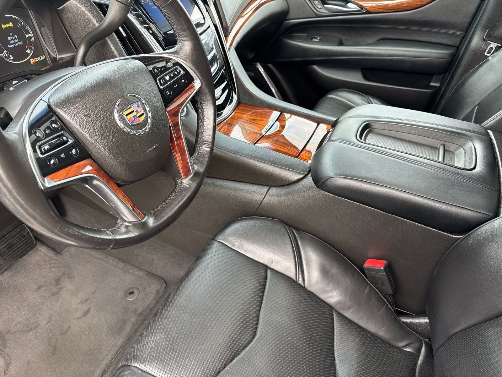 2015 Cadillac Escalade Luxury