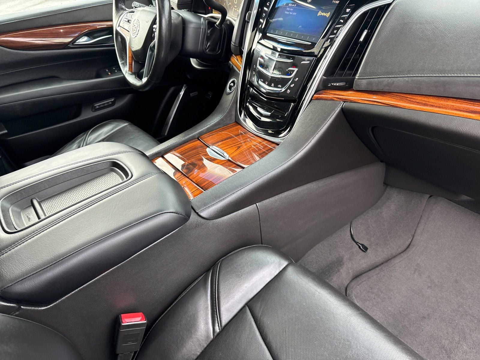 2015 Cadillac Escalade Luxury