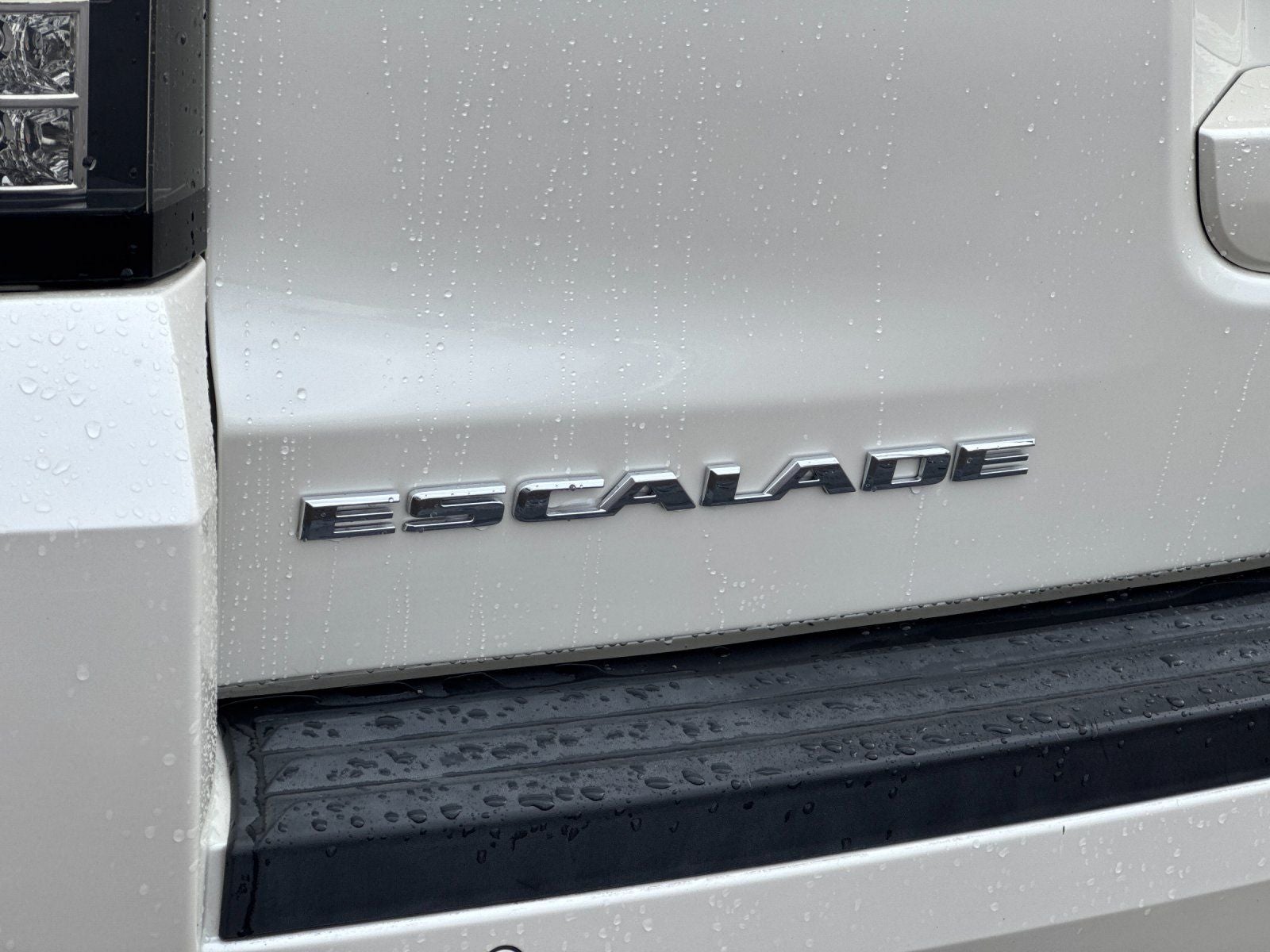 2015 Cadillac Escalade Luxury