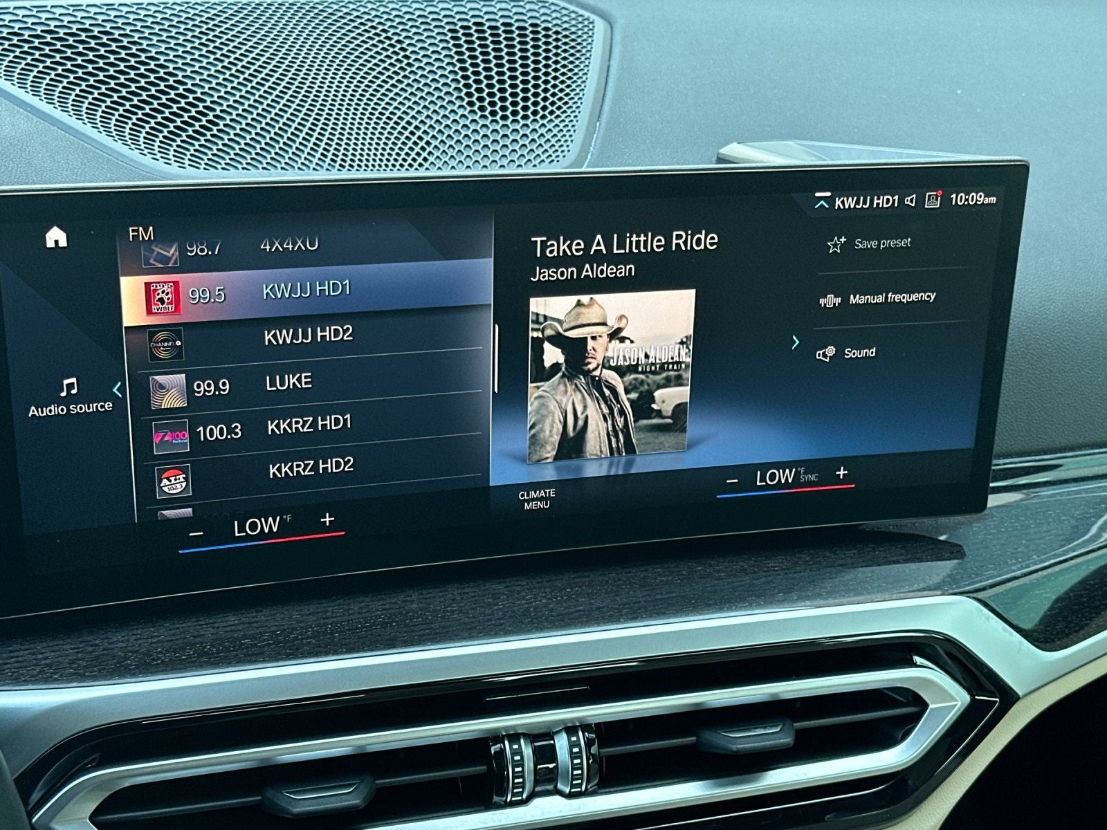 2024 BMW 3 Series 330i xDrive