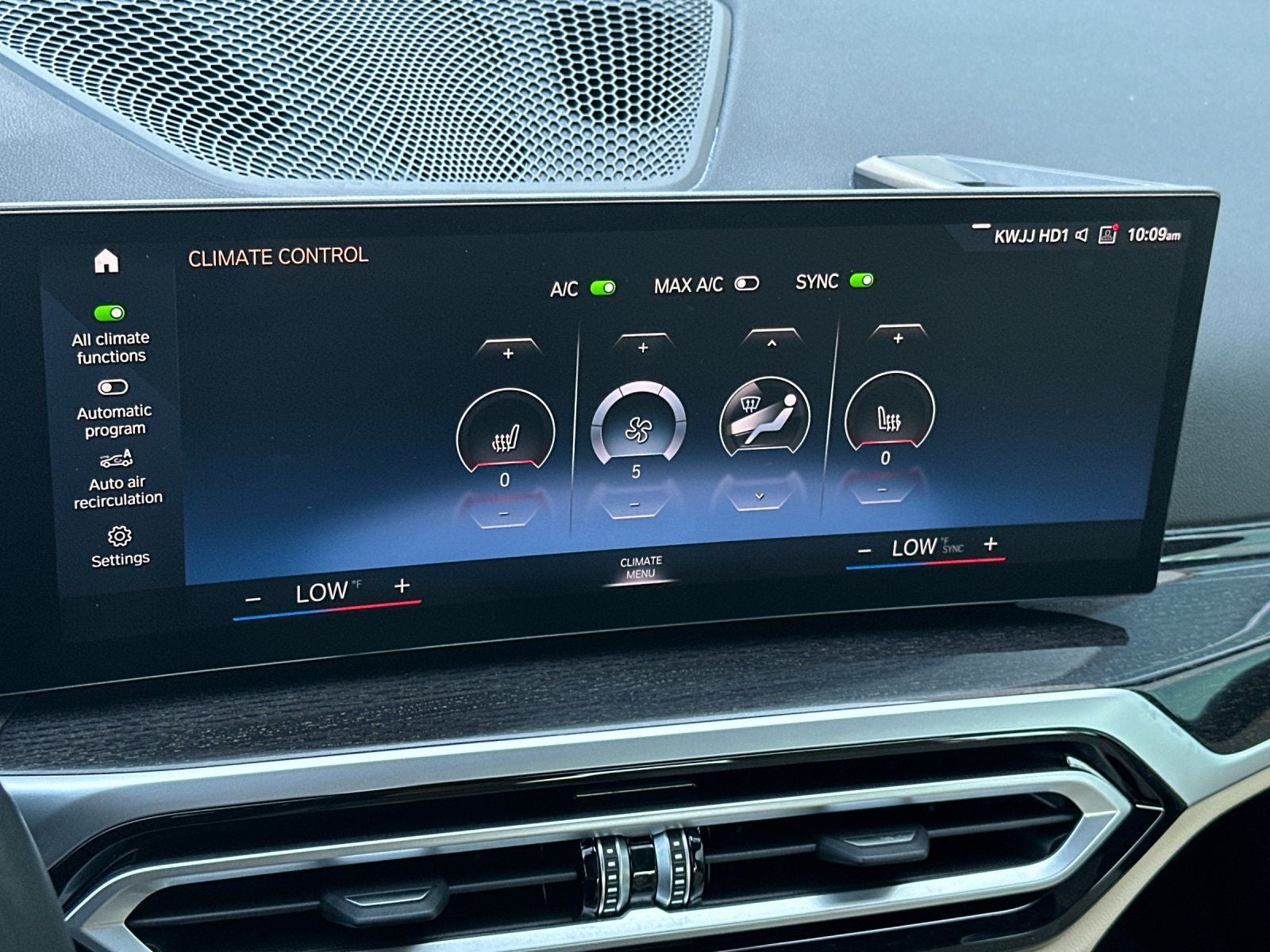2024 BMW 3 Series 330i xDrive