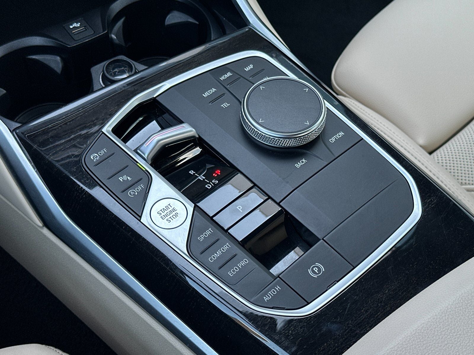 2024 BMW 3 Series 330i xDrive