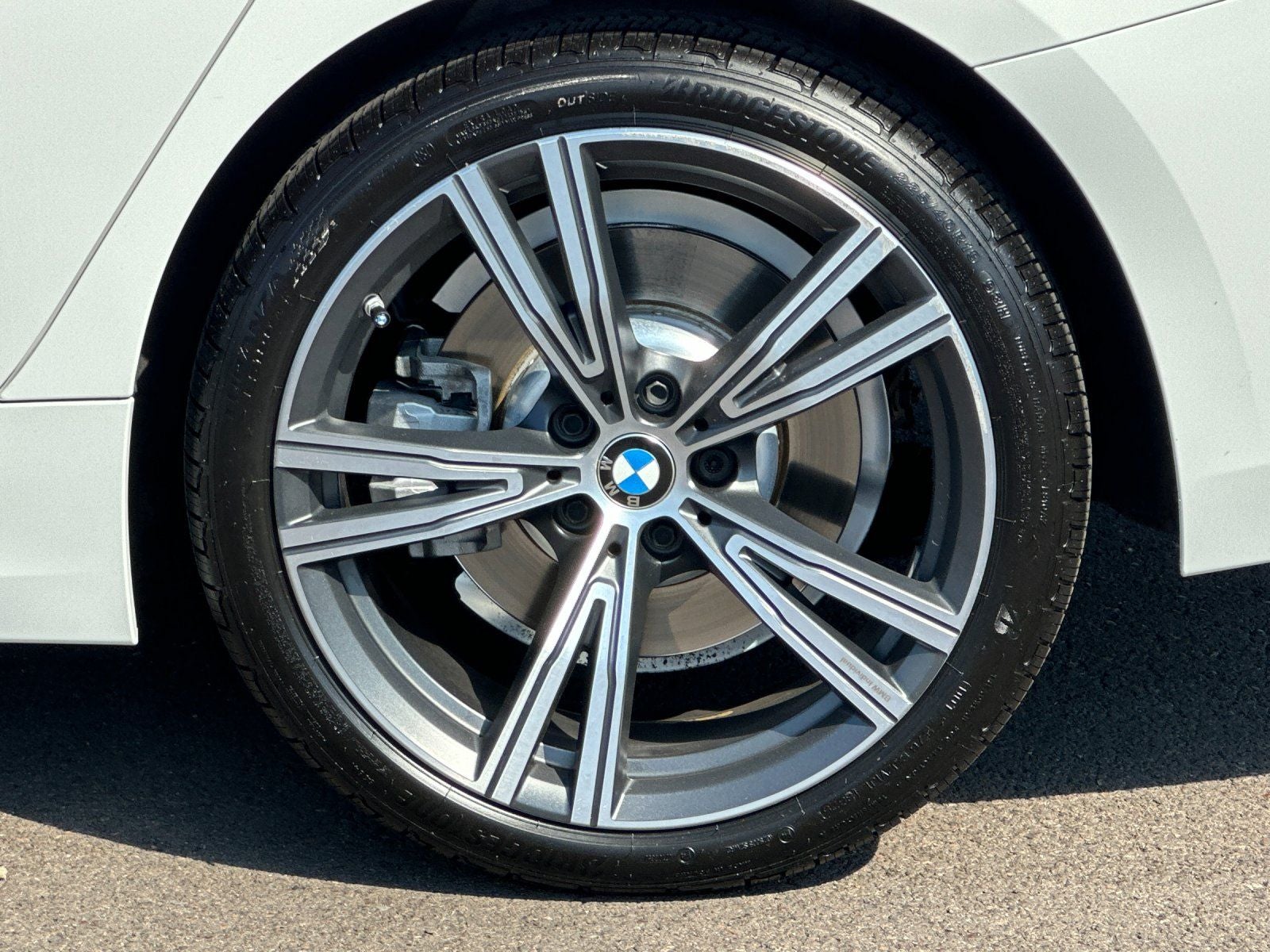2024 BMW 3 Series 330i xDrive
