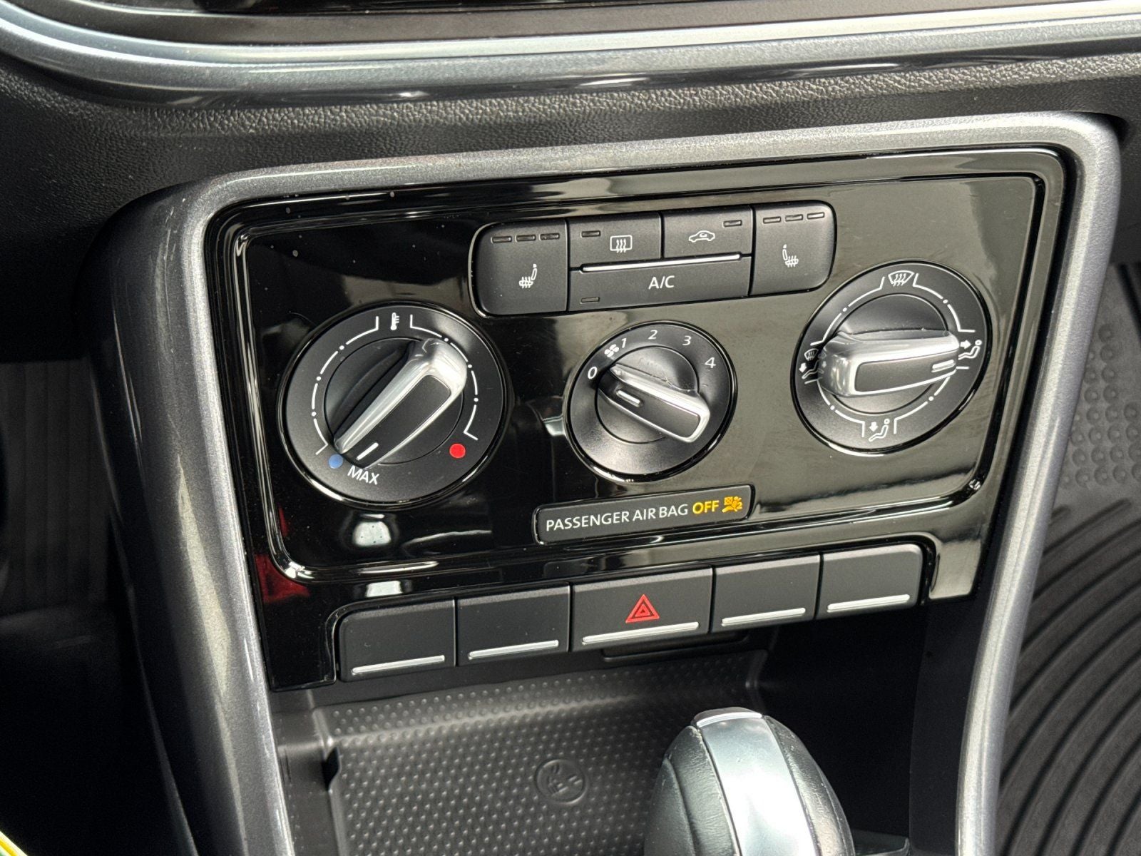 2017 Volkswagen Beetle 1.8T S