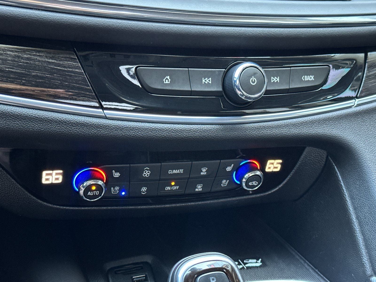 2021 Buick Enclave Avenir