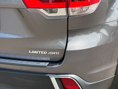 2017 Toyota Highlander Limited