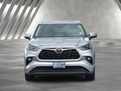 2023 Toyota Highlander XLE