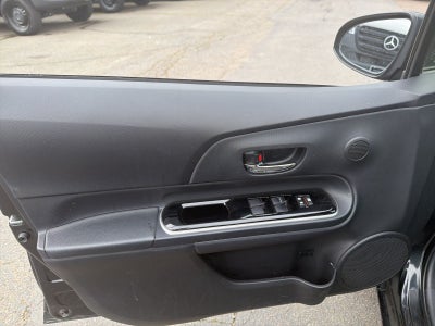 2016 Toyota Prius c Four