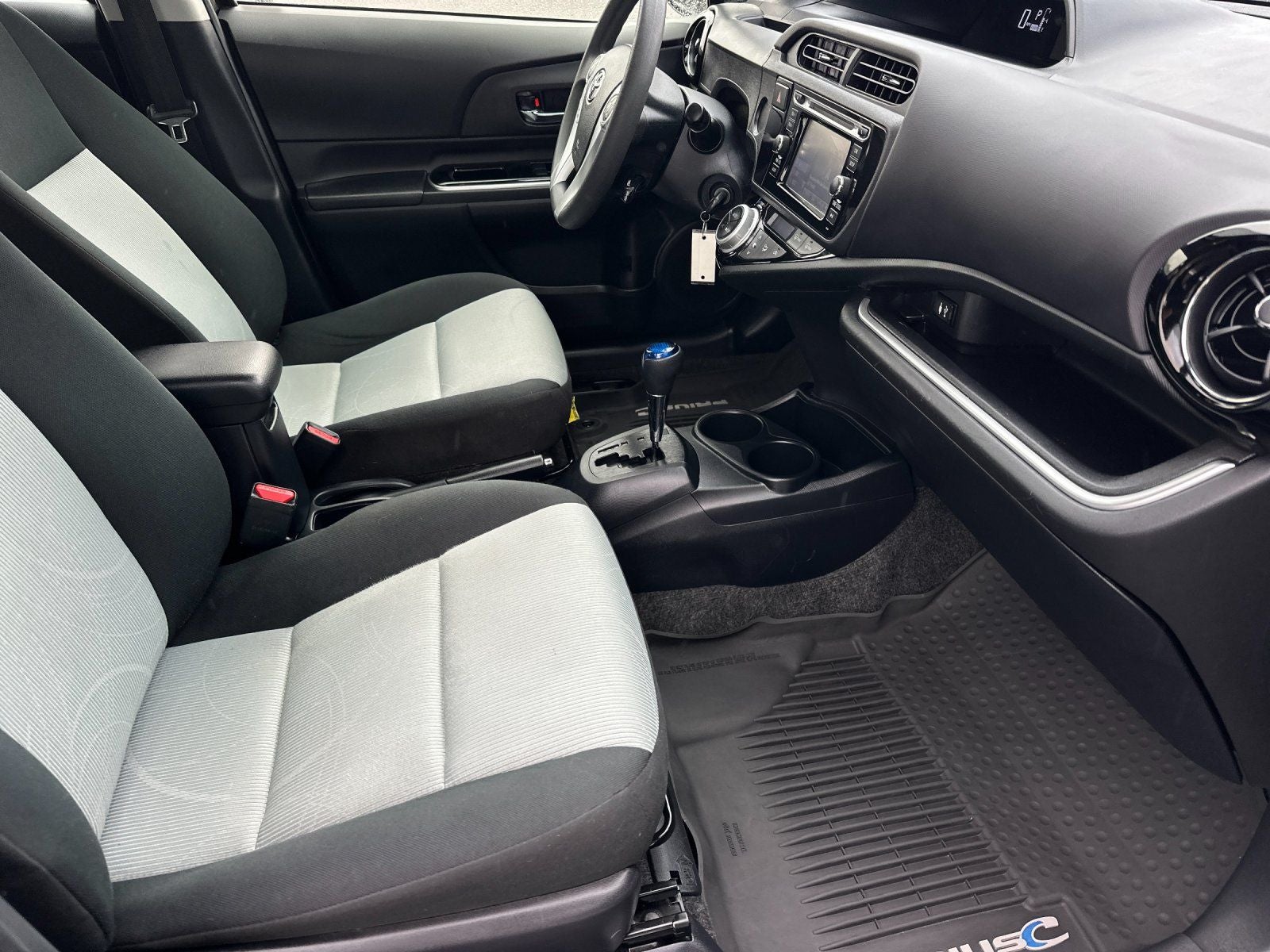 2016 Toyota Prius c Four