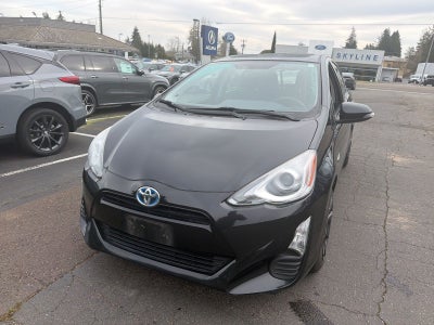 2016 Toyota Prius c Four
