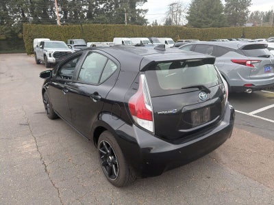 2016 Toyota Prius c Four