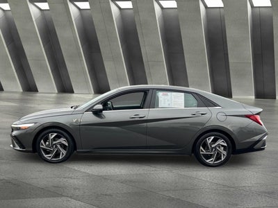 2024 Hyundai Elantra Limited