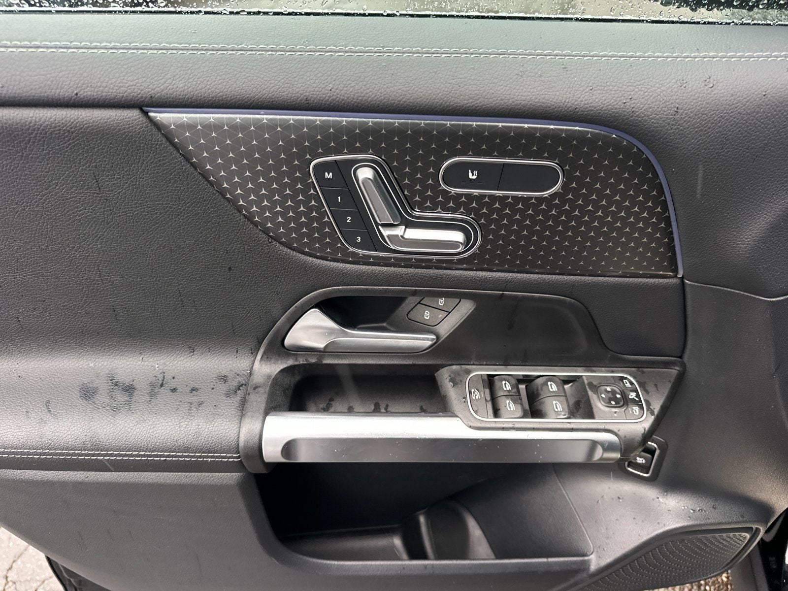 2025 Mercedes-Benz GLB GLB 250 4MATIC®