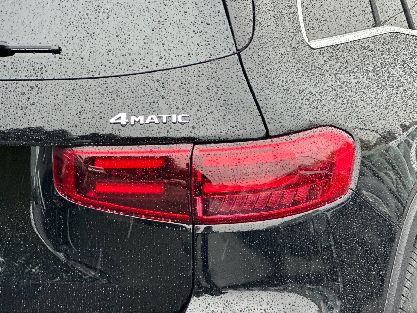 2025 Mercedes-Benz GLB GLB 250 4MATIC®