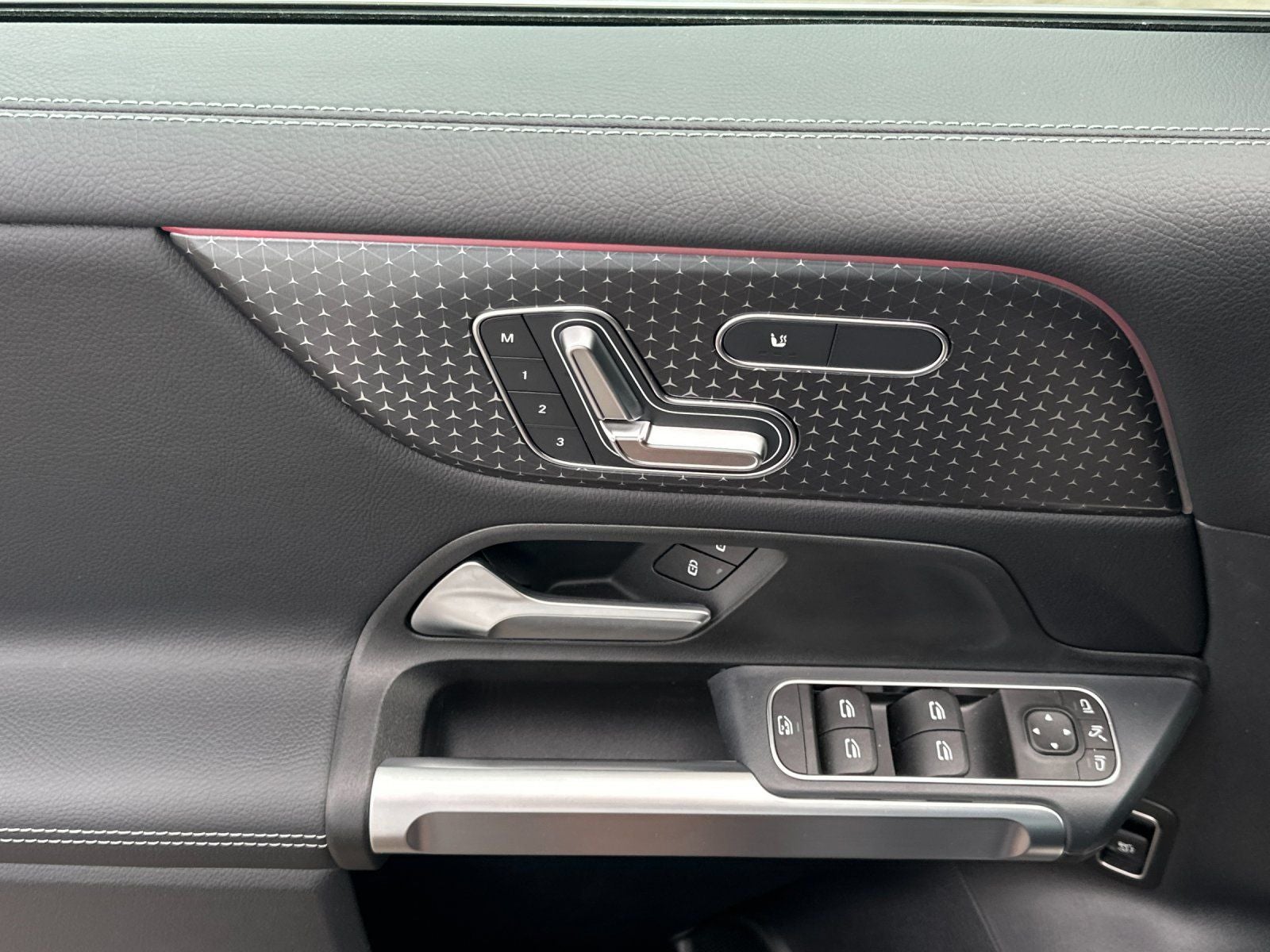 2026 Mercedes-Benz GLB GLB 250 4MATIC®