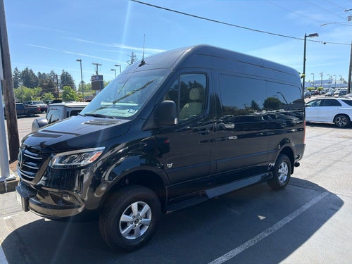 2023 Mercedes-Benz Sprinter 2500 Crew 144 WB 4MATIC®