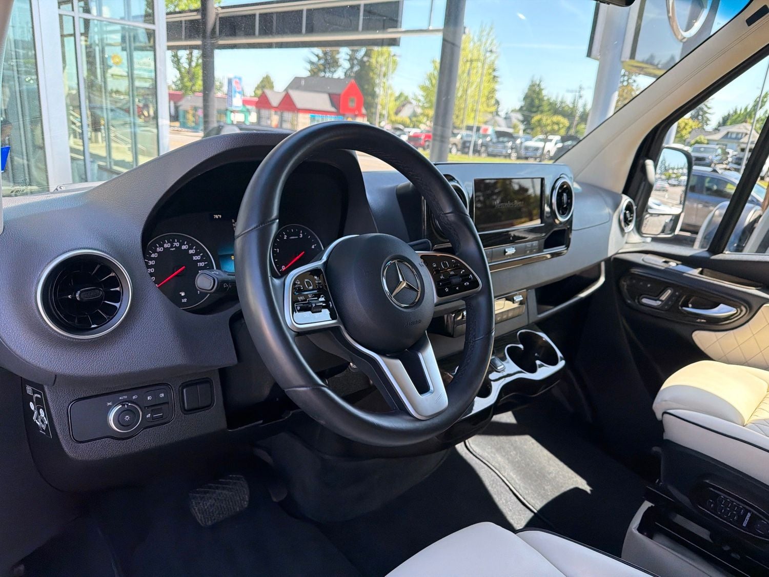 2023 Mercedes-Benz Sprinter 2500 Crew 144 WB 4MATIC®