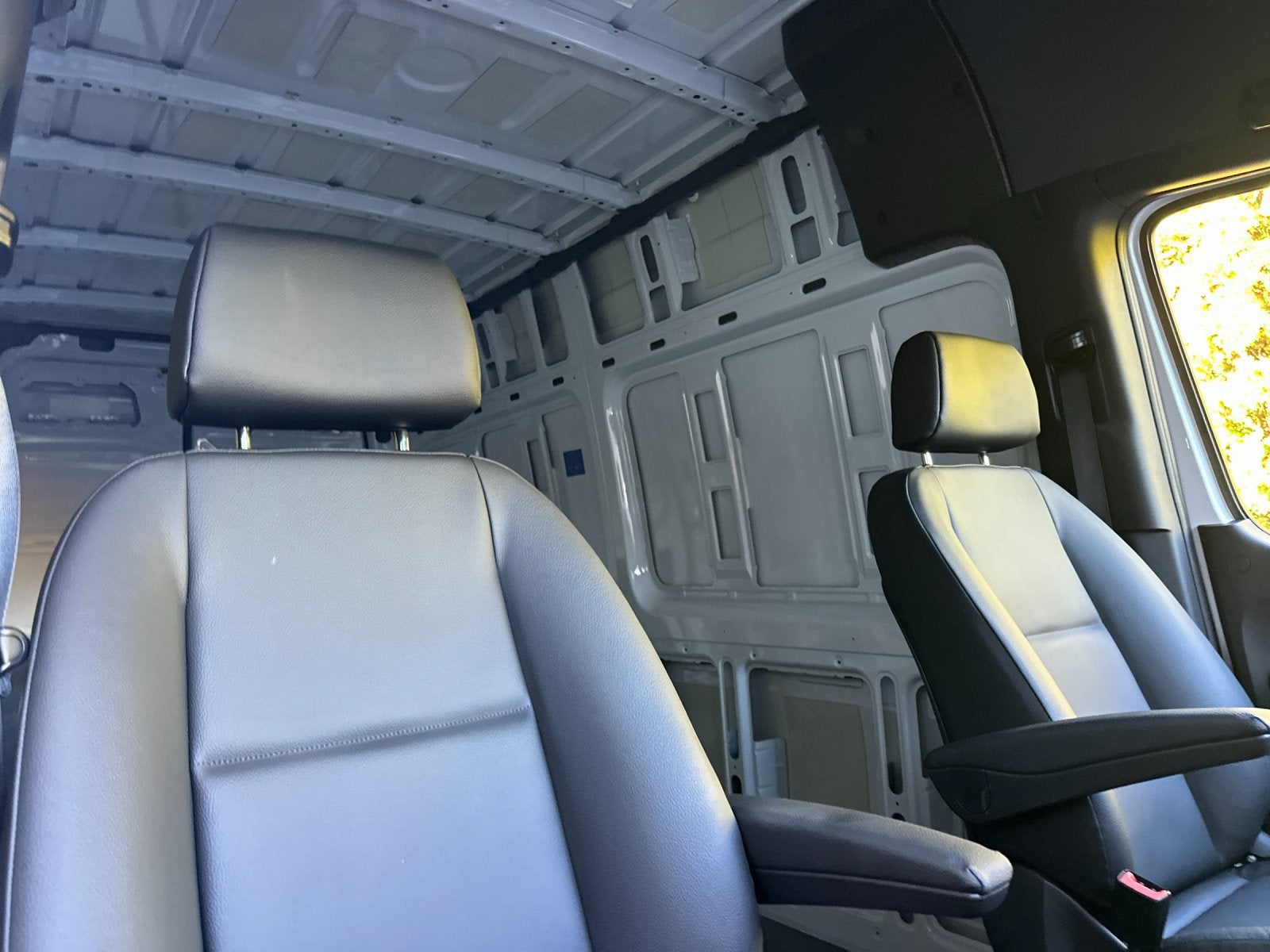 2025 Mercedes-Benz Sprinter 2500 Cargo 144 WB