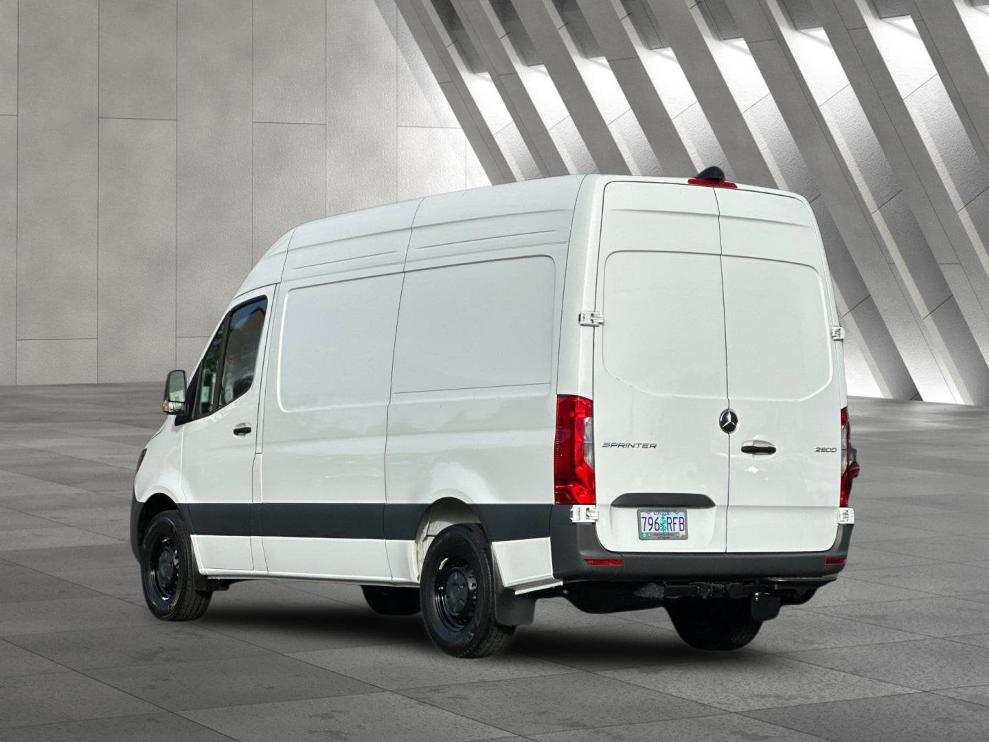 2025 Mercedes-Benz Sprinter 2500 Cargo 144 WB
