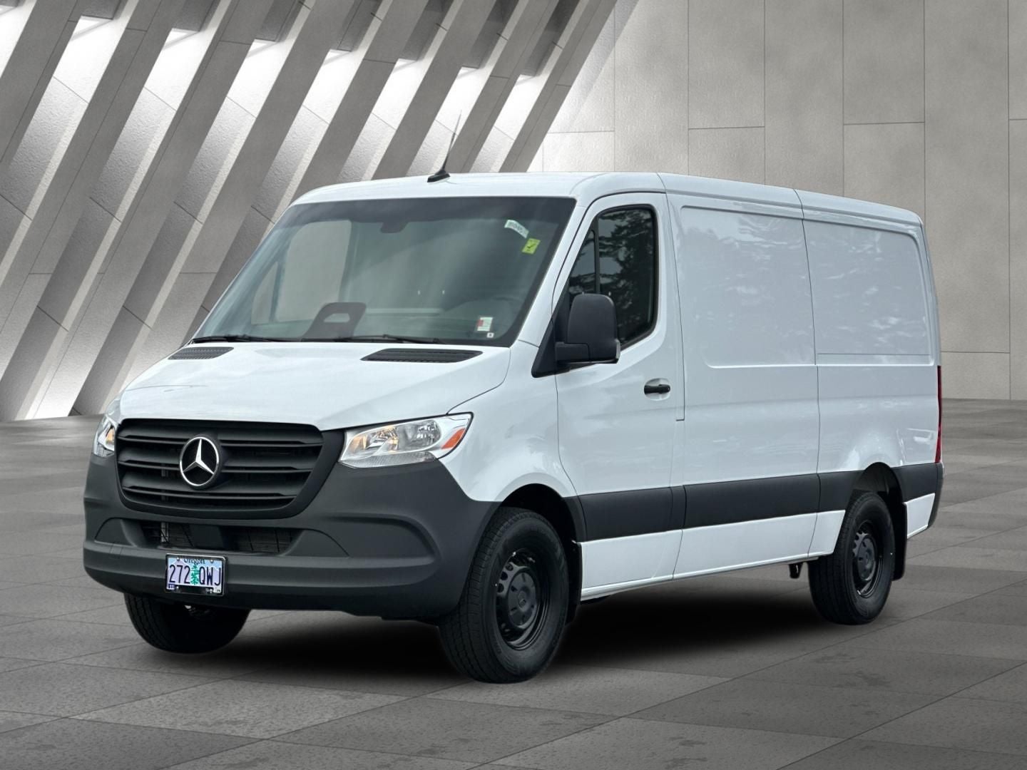 2025 Mercedes-Benz Sprinter 2500 Cargo 144 WB