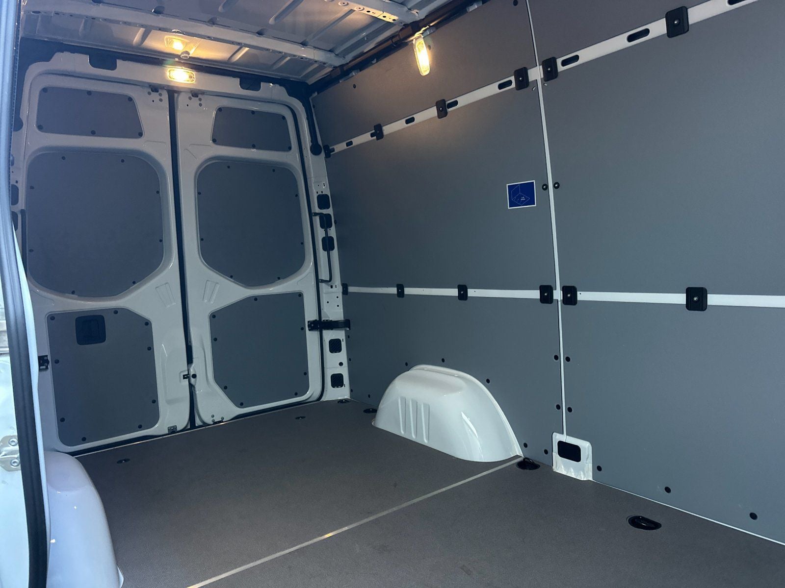 2025 Mercedes-Benz Sprinter 2500 Cargo 144 WB