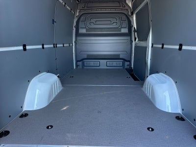2025 Mercedes-Benz Sprinter 2500 Cargo 144 WB