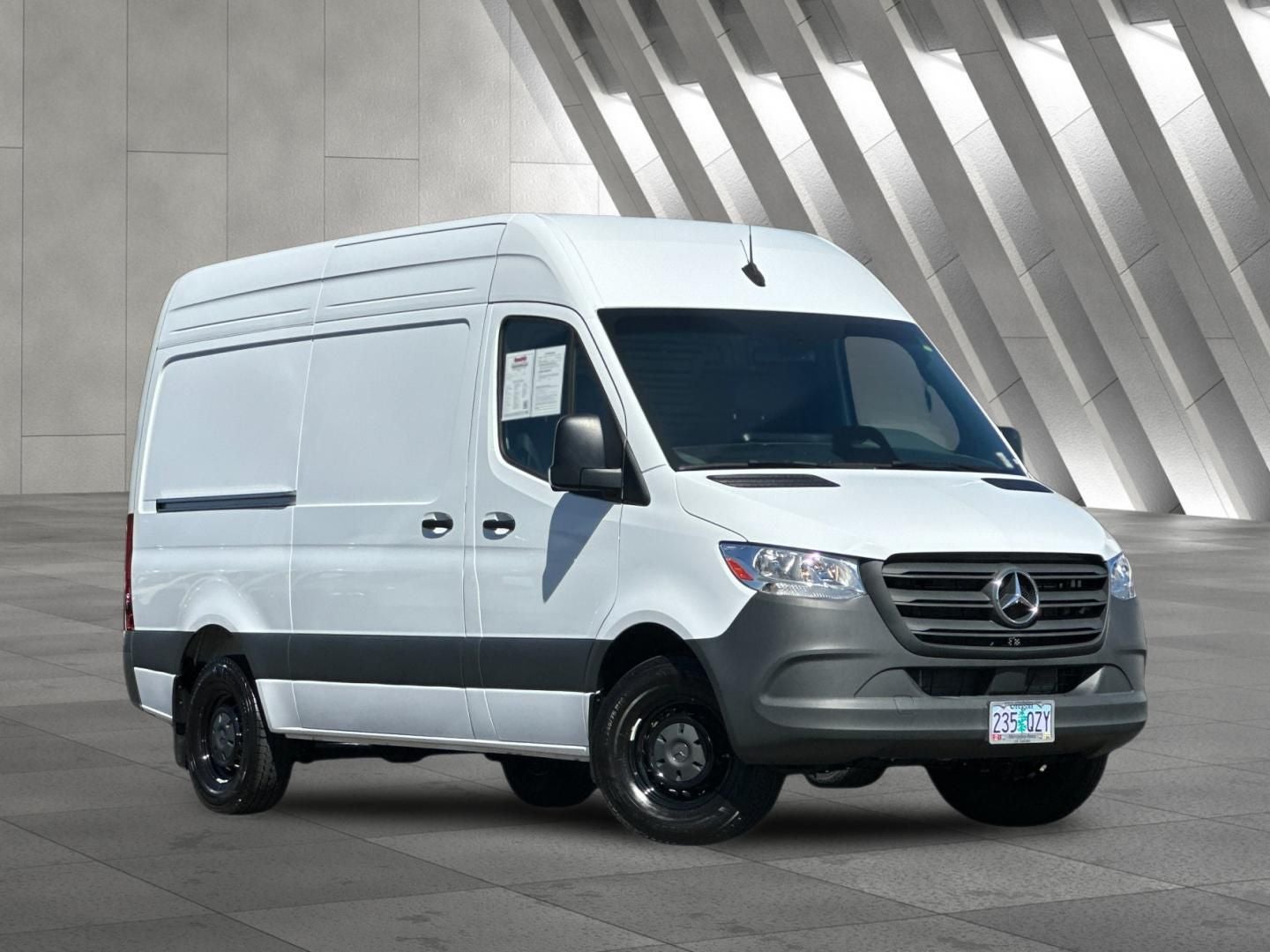 2025 Mercedes-Benz Sprinter 2500 Cargo 144 WB