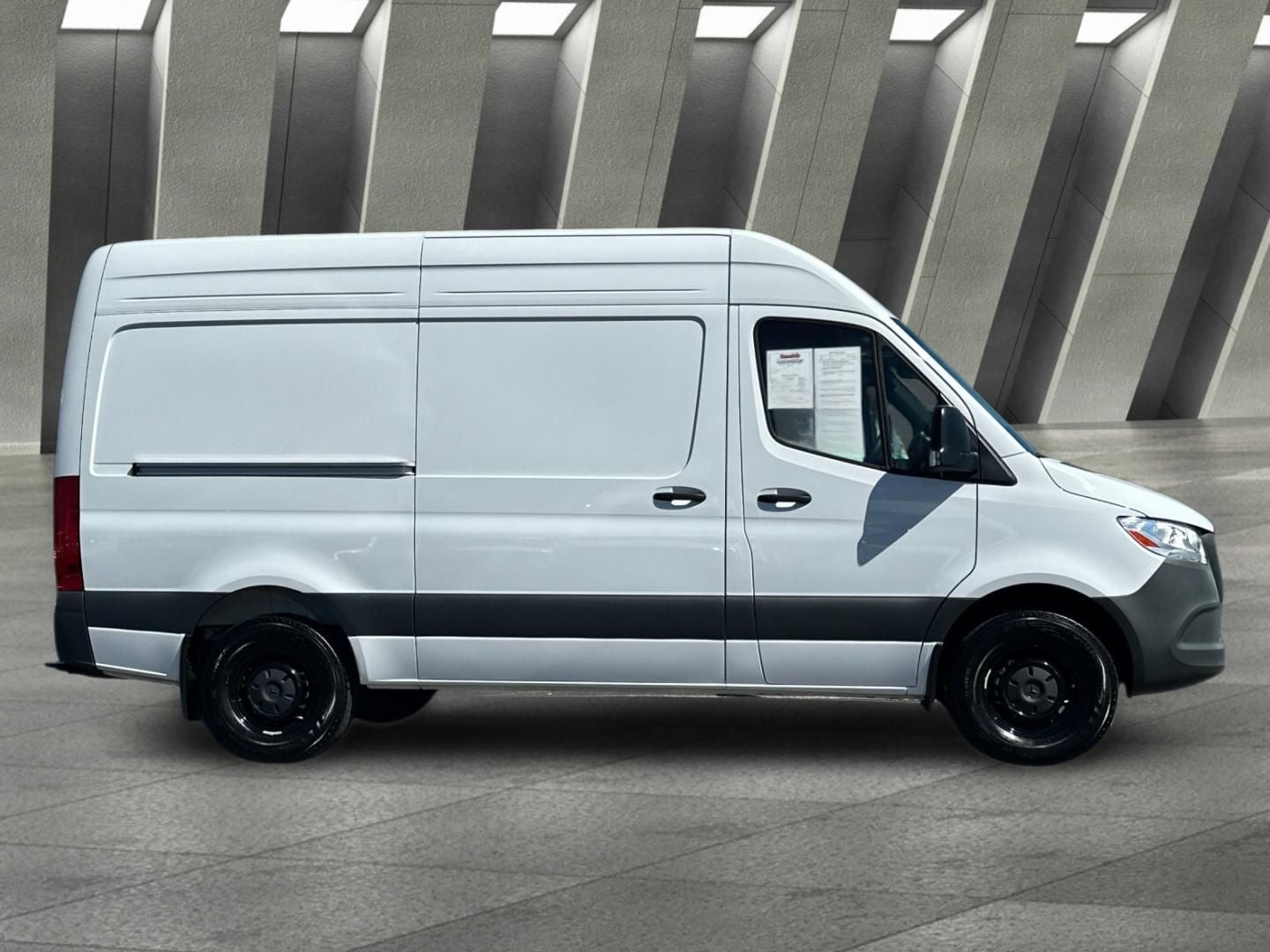 2025 Mercedes-Benz Sprinter 2500 Cargo 144 WB