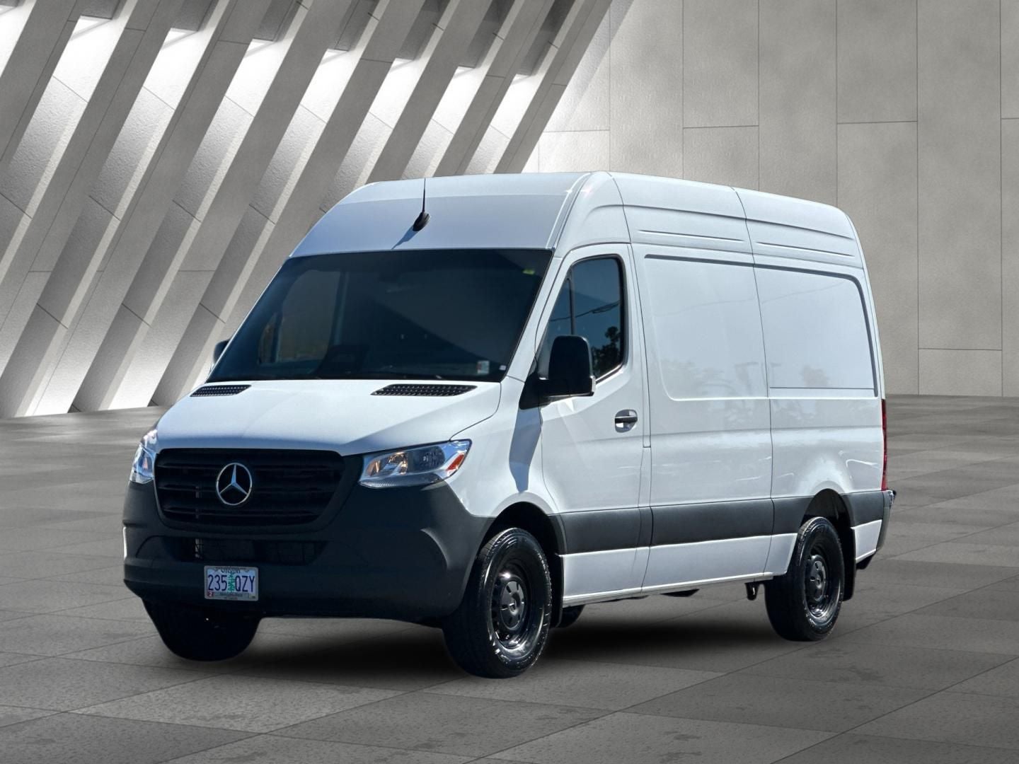 2025 Mercedes-Benz Sprinter 2500 Cargo 144 WB