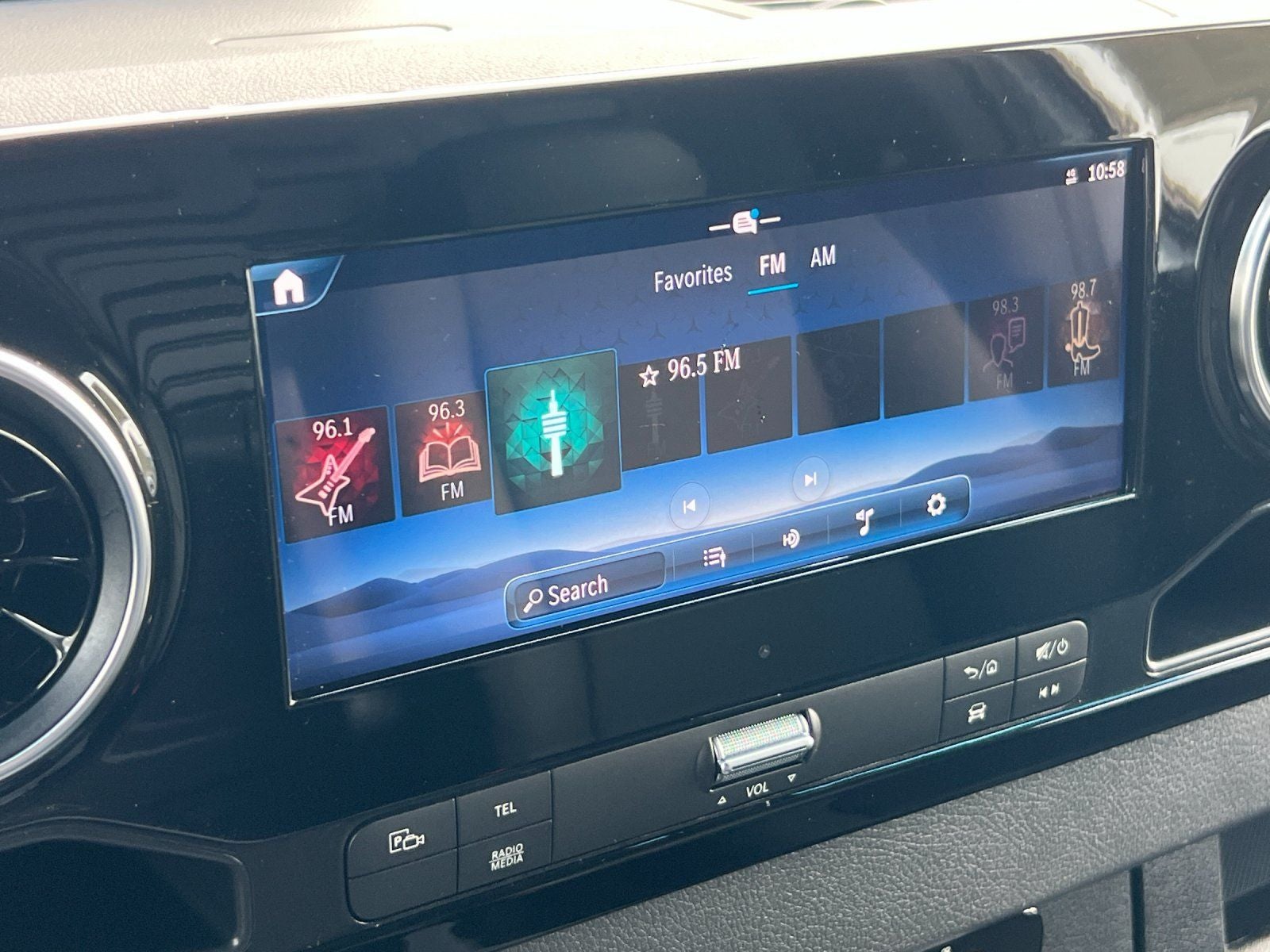 2025 Mercedes-Benz Sprinter 2500 Cargo 144 WB High Roof