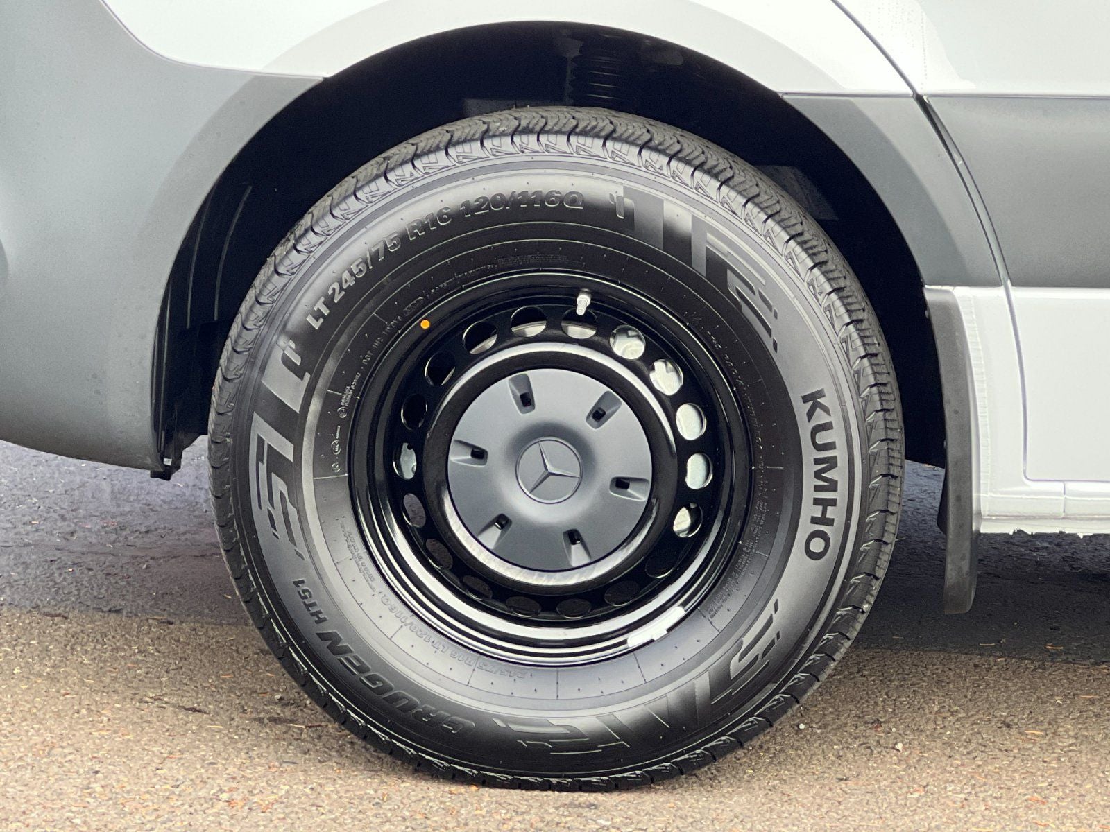 2025 Mercedes-Benz Sprinter 2500 Cargo 144 WB High Roof