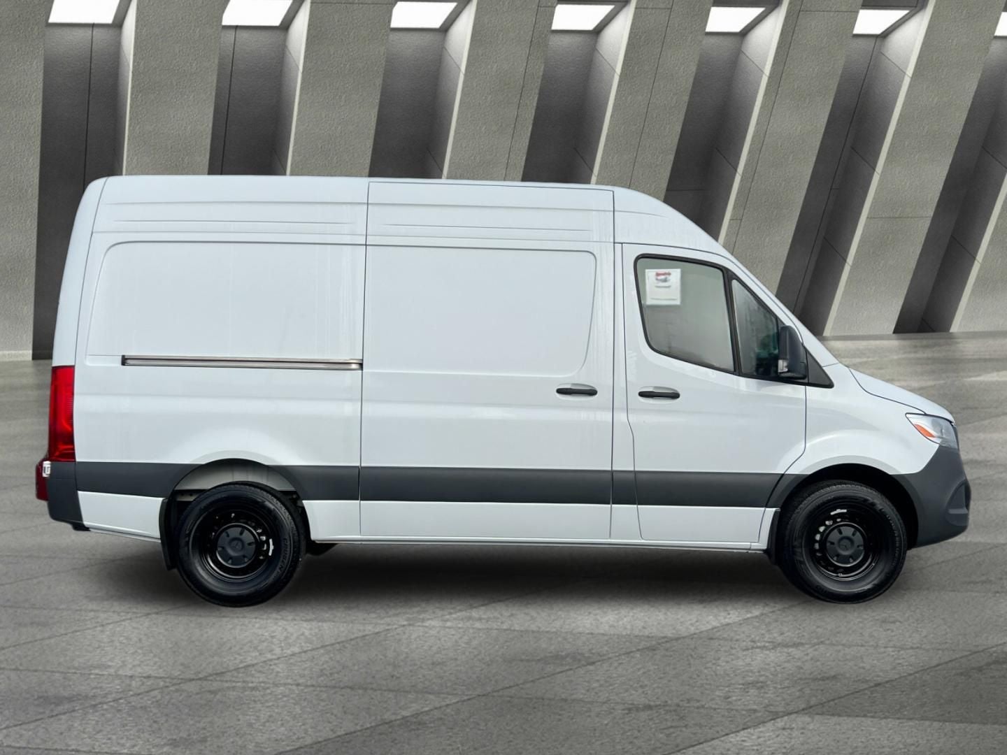 2025 Mercedes-Benz Sprinter 2500 Cargo 144 WB High Roof