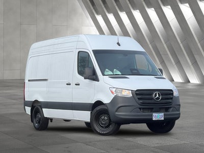 2025 Mercedes-Benz Sprinter 2500 Cargo 144 WB High Roof