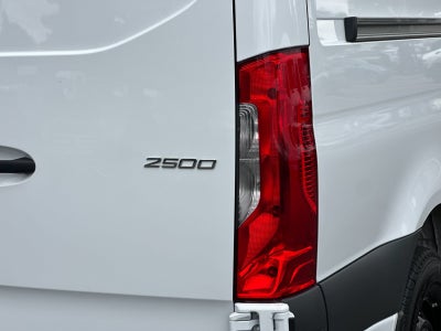 2025 Mercedes-Benz Sprinter 2500 Cargo 144 WB