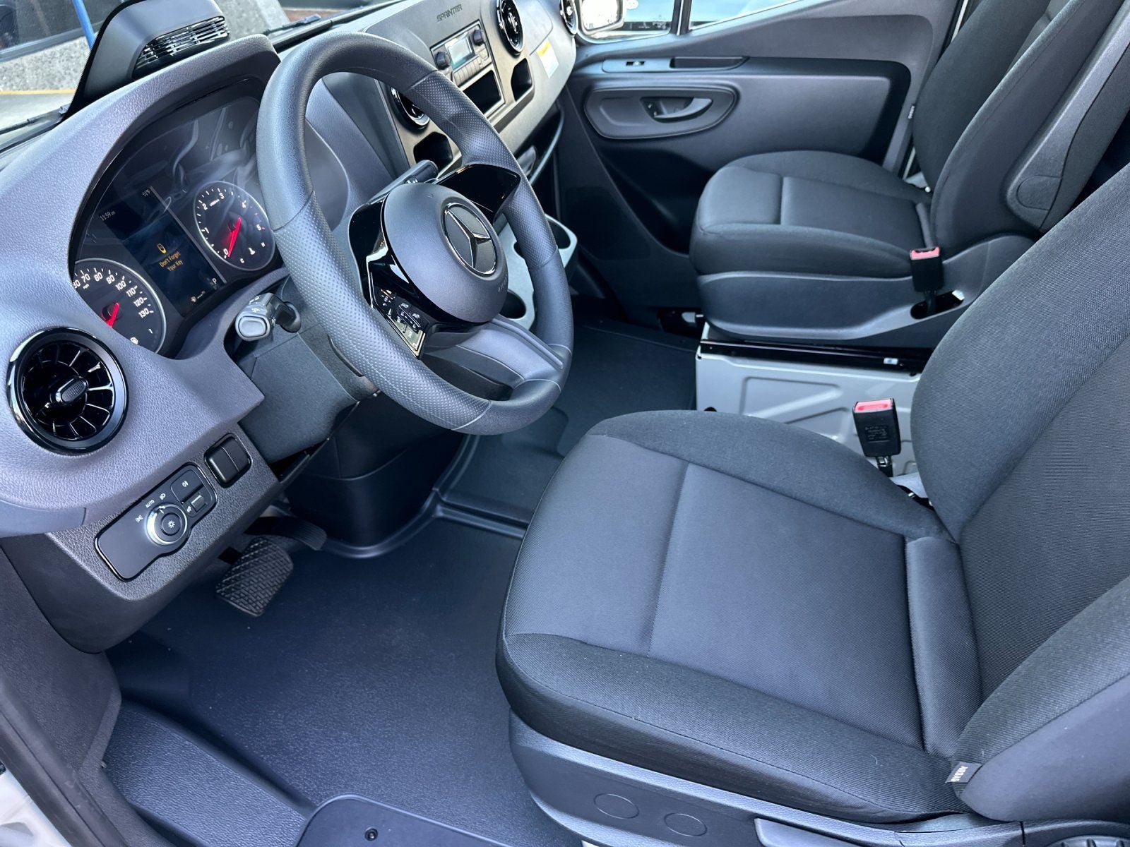 2025 Mercedes-Benz Sprinter 2500 Cargo 144 WB High Roof Cargo