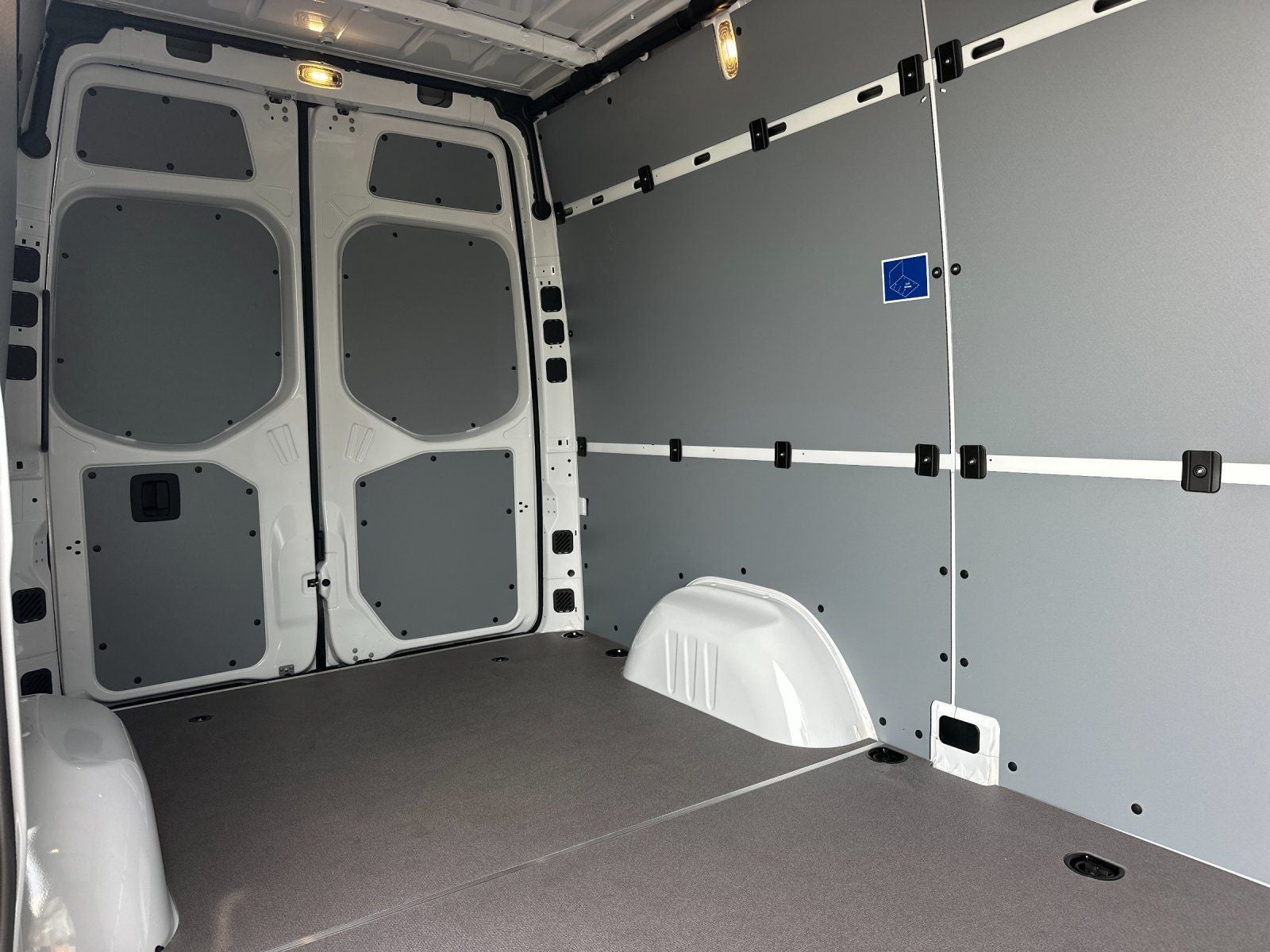 2026 Mercedes-Benz Sprinter 2500 Cargo 144 WB