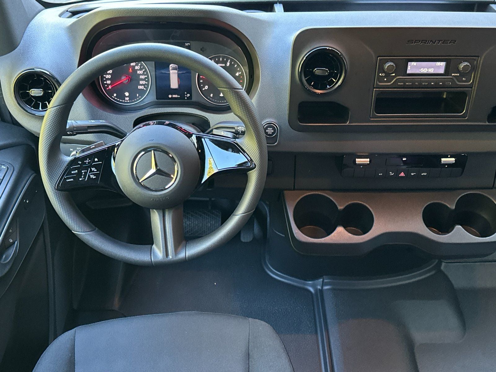 2025 Mercedes-Benz Sprinter 2500 Cargo 144 WB