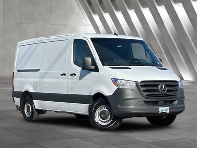 2025 Mercedes-Benz Sprinter 2500 Cargo 144 WB