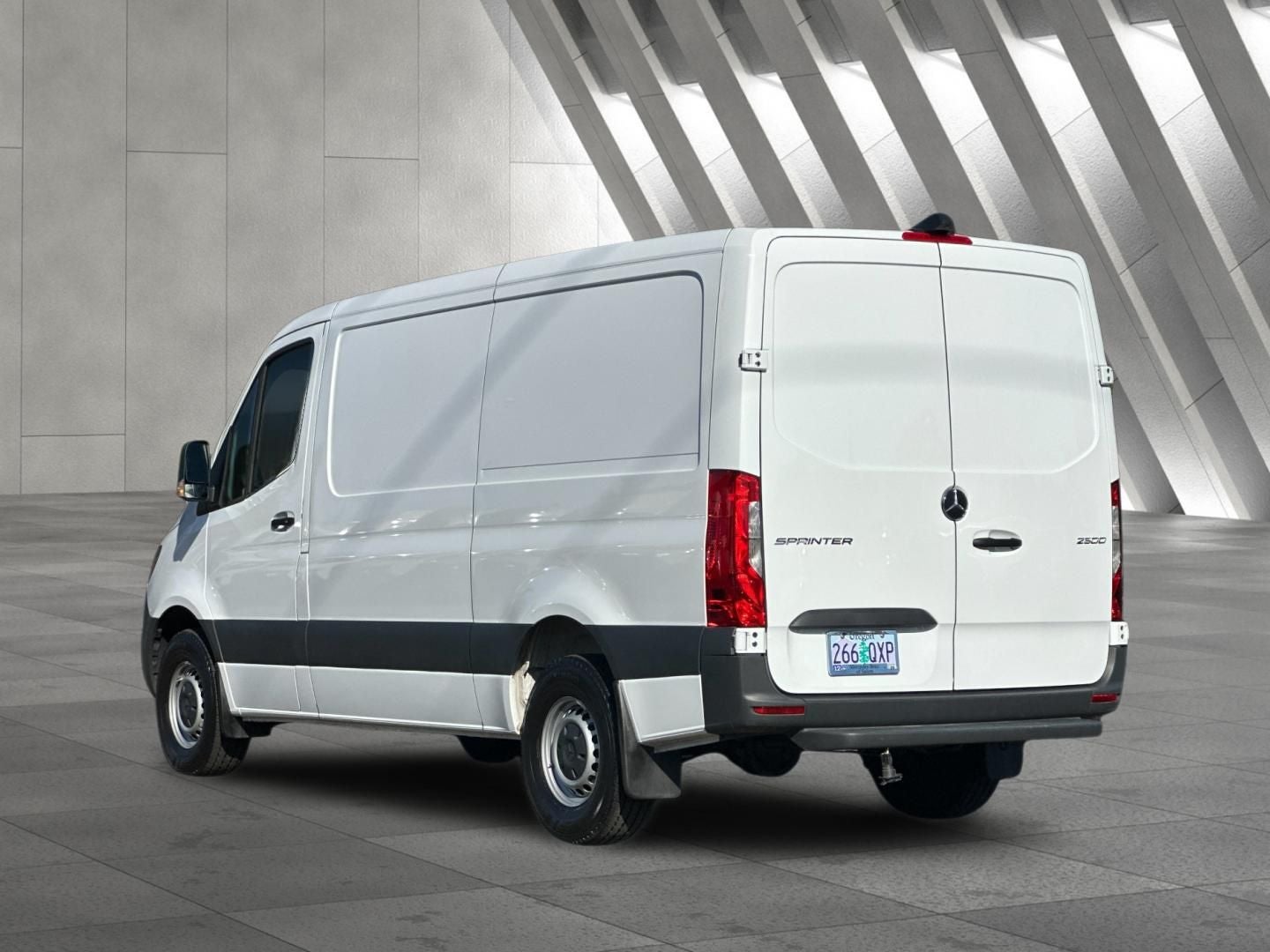 2025 Mercedes-Benz Sprinter 2500 Cargo 144 WB
