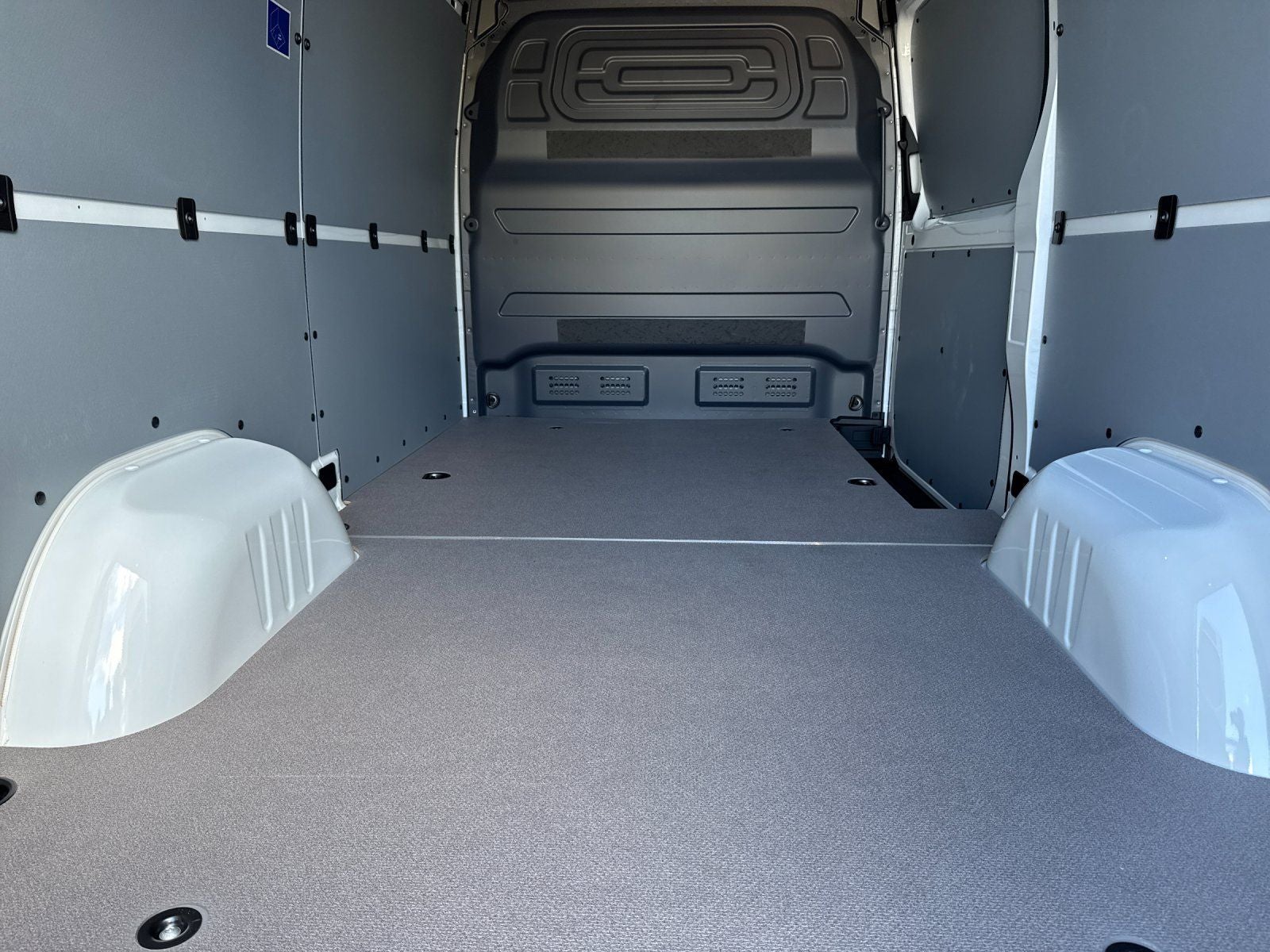 2025 Mercedes-Benz Sprinter 2500 Cargo 144 WB