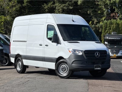 2025 Mercedes-Benz Sprinter 2500 Cargo 144 WB