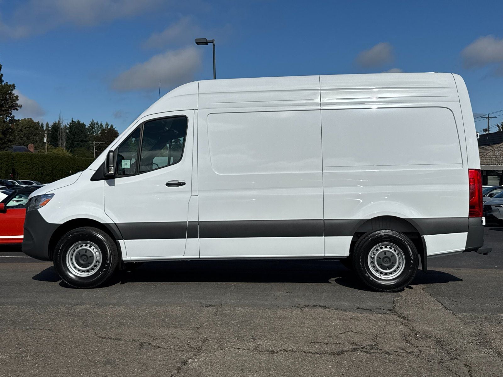 2025 Mercedes-Benz Sprinter 2500 Cargo 144 WB