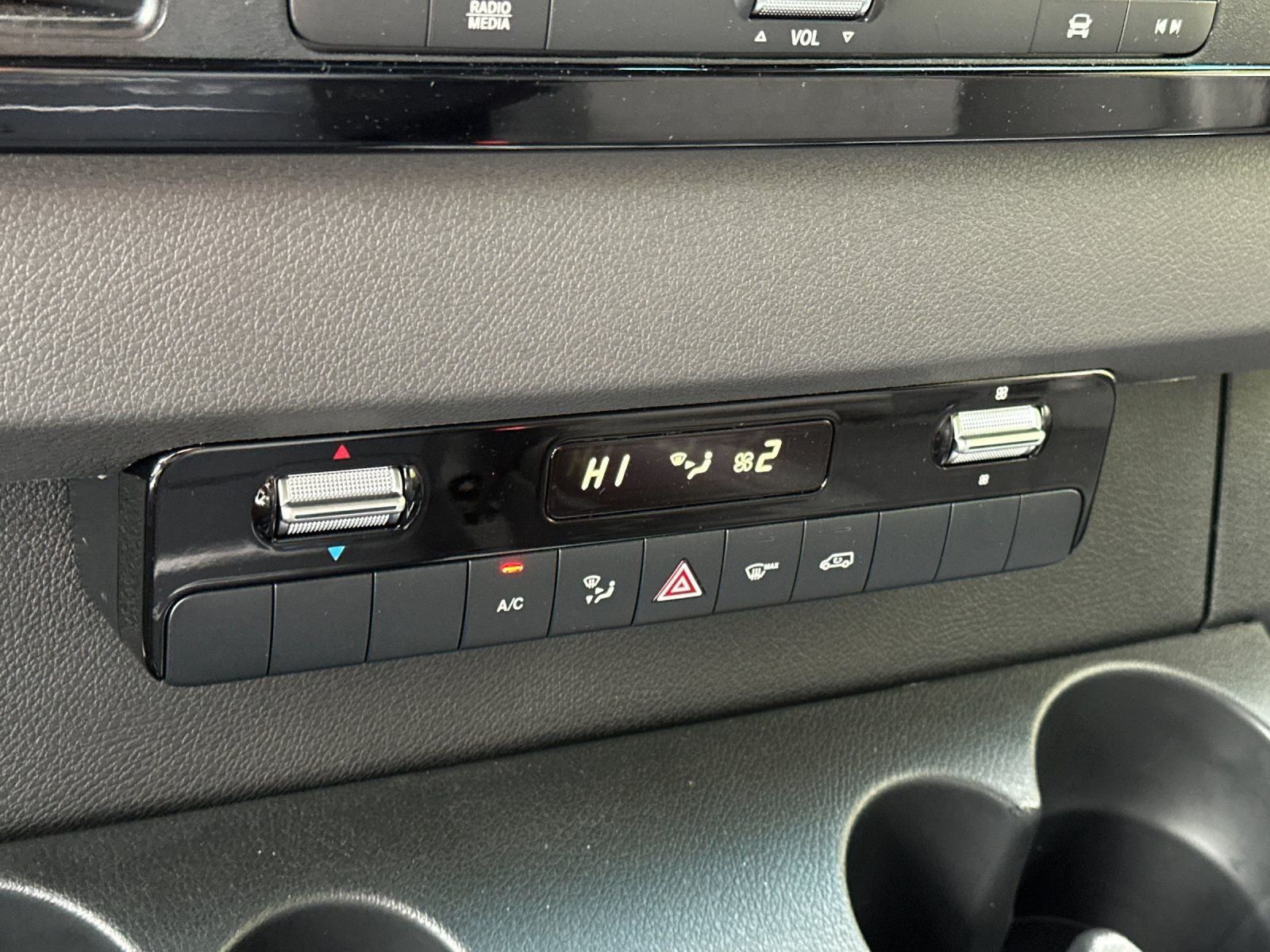 2025 Mercedes-Benz Sprinter 2500 Cargo Cargo 144 WB High Roof