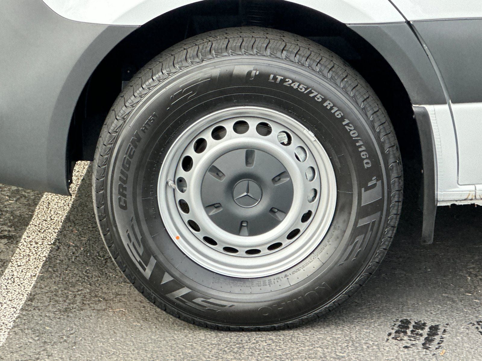 2025 Mercedes-Benz Sprinter 2500 Cargo Cargo 144 WB High Roof