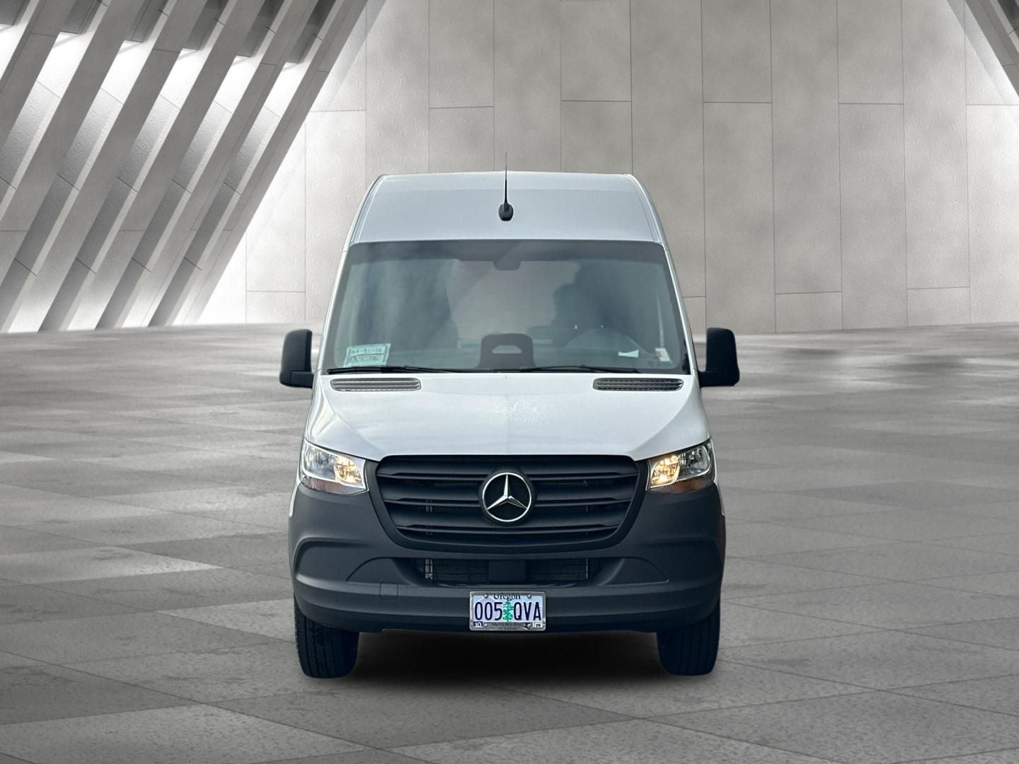 2025 Mercedes-Benz Sprinter 2500 Cargo Cargo 144 WB High Roof