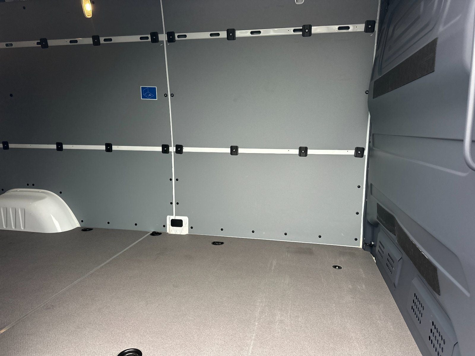 2025 Mercedes-Benz Sprinter 2500 Cargo 170 WB High Roof