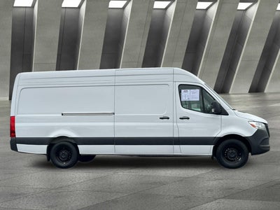 2025 Mercedes-Benz Sprinter 2500 Cargo 170 WB High Roof